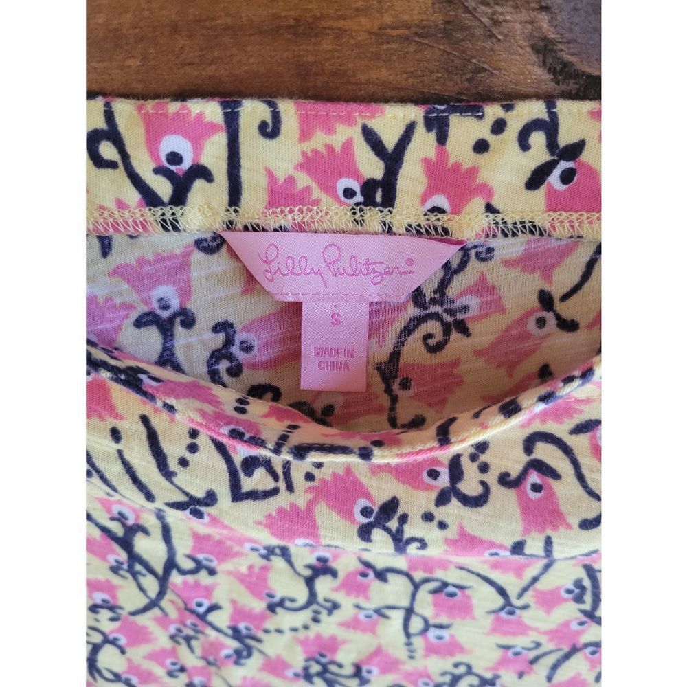 Lily Pulitzer Flowered Top - Picture 4 of 5